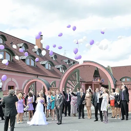 Hotel Frankuv Dvur Jindrichuv Hradec