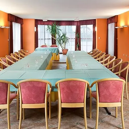 Frankuv Dvur Отель 4*