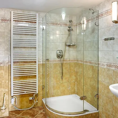 Frankuv Dvur Йиндржихув-Градец