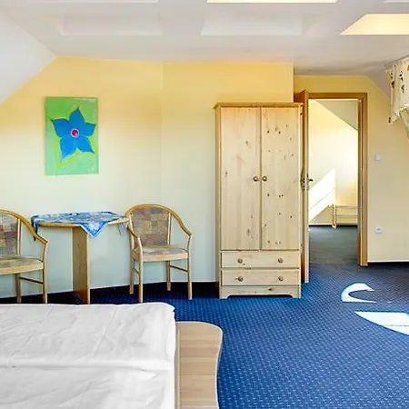 Frankuv Dvur 4*